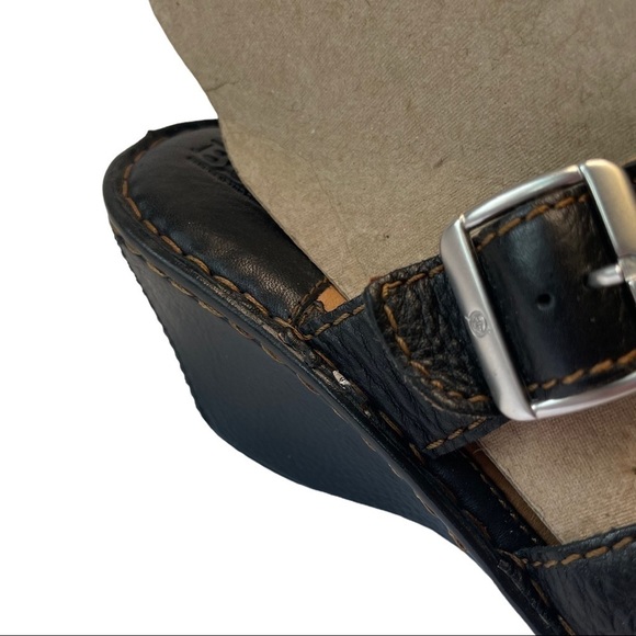 Born Women's Brown Pebbled Leather Strappy Summer Slide On Wedge Sandal Size 10 - Picture 3 of 11